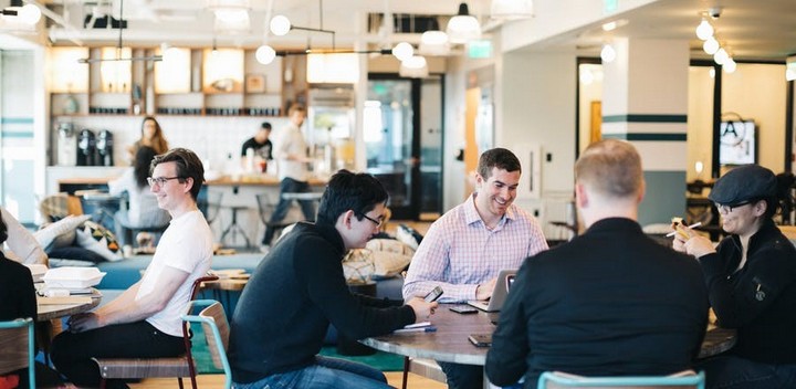 attract-business-investors-startup-business-coworking